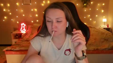 Jane online show from June 15, 7:38 pm