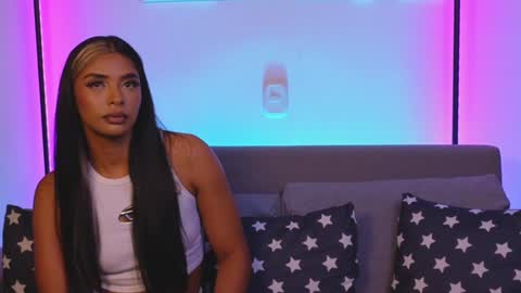 Snapshot of janehart_ chatting on February 6, 12:33 am Jane online show from February 6, 12:33 am