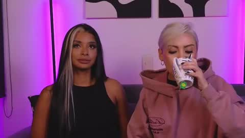 Snapshot of janehart_ chatting on February 27, 5:13 am Jane online show from February 27, 5:13 am