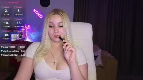 Jane online show from April 16, 9:39 pm