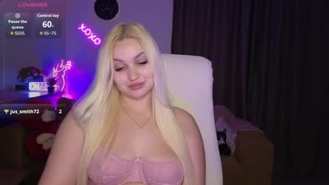 Snapshot of janemiss chatting on May 17, 8:38 pm Jane online show from May 17, 8:38 pm