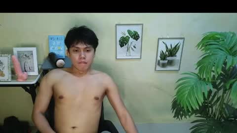 Snapshot of janenjay_1 chatting on April 6, 5:25 pm Jan 1 online show from April 6, 5:25 pm