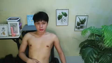 Snapshot of janenjay_1 chatting on June 29, 1:55 pm Jan 1 online show from June 29, 1:55 pm
