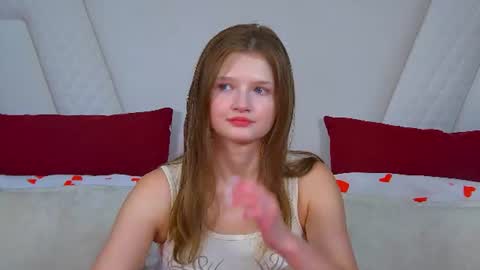 Snapshot of janerosen chatting on June 28, 6:19 am jane online show from June 28, 6:19 am