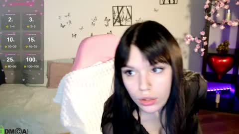 Snapshot of janetcensley chatting on May 25, 8:20 am Alexia online show from May 25, 8:20 am