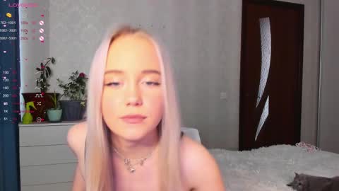 Snapshot of janice_sweet chatting on May 13, 3:15 am Janice online show from May 13, 3:15 am
