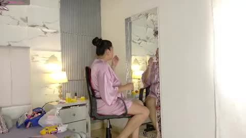 Snapshot of janick_baker chatting on July 18, 4:55 pm janick_baker online show from July 18, 4:55 pm