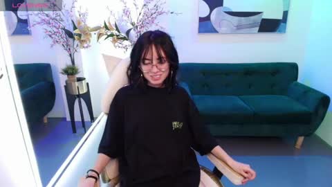          online show from May 15, 8:05 pm