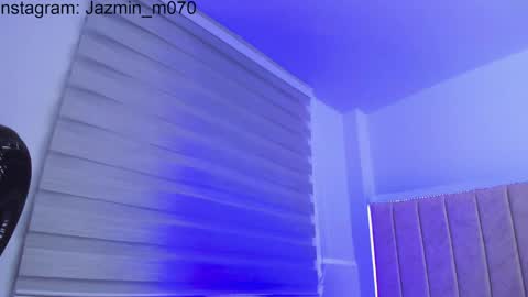 Snapshot of janne_moore chatting on May 12, 5:48 am Jane online show from May 12, 5:48 am