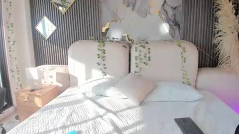 Janne  online show from March 7, 9:45 pm