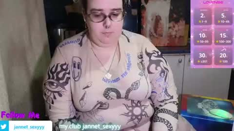 Snapshot of jannet_star chatting on July 18, 1:32 am Jannet online show from July 18, 1:32 am