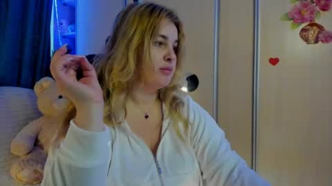 JansyLines online show from April 14, 7:25 am