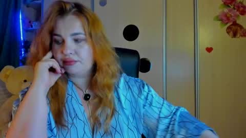 Snapshot of jansylines chatting on June 2, 5:26 pm JansyLines online show from June 2, 5:26 pm