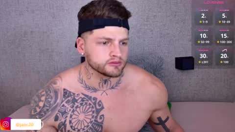 Jaor Owens online show from March 4, 11:33 pm