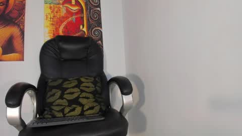Snapshot of jara_chick chatting on August 5, 10:01 pm Jara online show from August 5, 10:01 pm