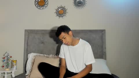 jared_blake online show from December 23, 3:40 am