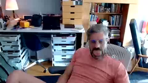 Snapshot of jareth_returns chatting on October 11, 4:49 pm jareth_returns online show from October 11, 4:49 pm