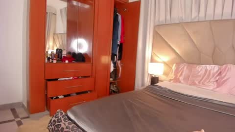 Snapshot of jasmin_melons chatting on June 29, 3:35 am jasmin_melons online show from June 29, 3:35 am