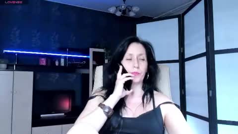 Snapshot of jasmin_milf chatting on July 7, 8:13 pm jasmin_milf online show from July 7, 8:13 pm