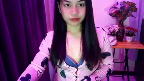 Snapshot of jasmine_arousal chatting on June 18, 2:01 am JASMINE online show from June 18, 2:01 am