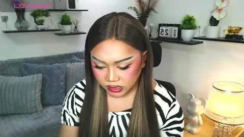 Jasmine Brandy online show from March 25, 6:25 pm