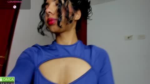 Jasmine online show from April 27, 7:45 pm