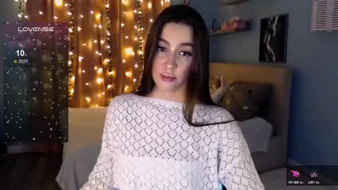 Jasmine online show from March 8, 8:57 pm