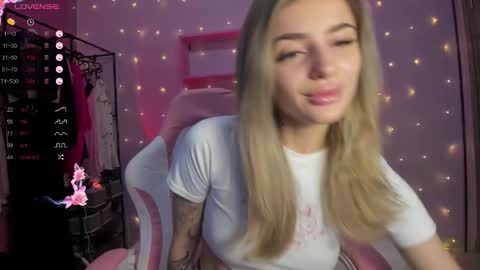 jasmine_ur_princess online show from February 15, 5:37 am