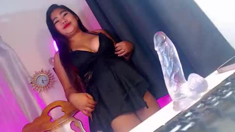 jasmineallure online show from February 18, 12:34 pm