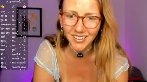 Jasmine Daze online show from March 25, 12:05 am