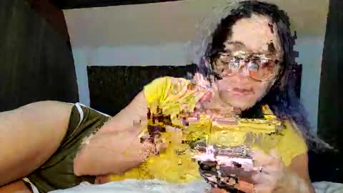 Snapshot of jasmineelizabeth chatting on January 20, 5:15 am jasmineelizabeth online show from January 20, 5:15 am
