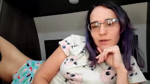 Snapshot of jasmineelizabeth chatting on January 26, 7:32 am jasmineelizabeth online show from January 26, 7:32 am