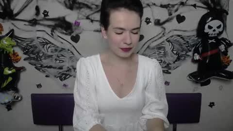 JasmineKouch online show from October 26, 6:41 am