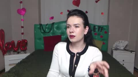 JasmineKouch online show from November 26, 6:25 am