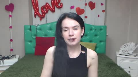 Snapshot of jasminekouch chatting on May 6, 5:40 pm JasmineKouch online show from May 6, 5:40 pm