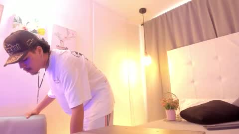 Jason  Briian online show from March 27, 7:35 pm