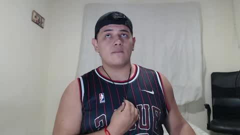 Snapshot of jason_boy_ chatting on April 22, 5:32 am jason_boy_ online show from April 22, 5:32 am