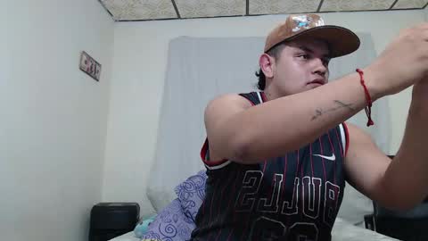 Snapshot of jason_boy_ chatting on May 19, 5:47 am jason_boy_ online show from May 19, 5:47 am