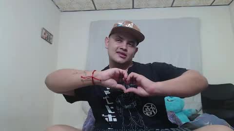 Snapshot of jason_boy_ chatting on May 24, 5:56 am jason_boy_ online show from May 24, 5:56 am