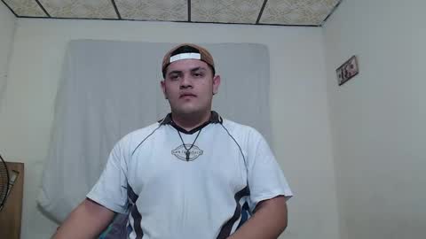 Snapshot of jason_boy_ chatting on May 31, 5:15 am jason_boy_ online show from May 31, 5:15 am