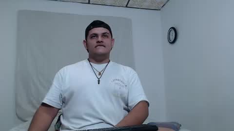 Snapshot of jason_boy_ chatting on June 24, 5:28 am jason_boy_ online show from June 24, 5:28 am