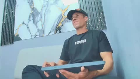 Jason online show from February 21, 7:37 pm