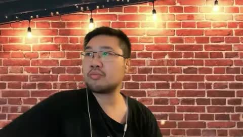 Snapshot of jasonryu2025 chatting on February 28, 7:59 pm Jason Ryu online show from February 28, 7:59 pm