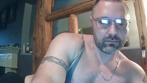 Snapshot of jasonskink99 chatting on December 31, 5:29 pm jasonskink99 online show from December 31, 5:29 pm