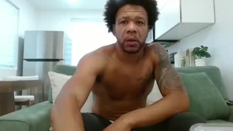 Snapshot of jasonsweets chatting on October 9, 11:25 pm Jason Sweets online show from October 9, 11:25 pm