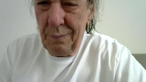 Snapshot of jaspal55 chatting on April 12, 12:21 pm jaspal55 online show from April 12, 12:21 pm