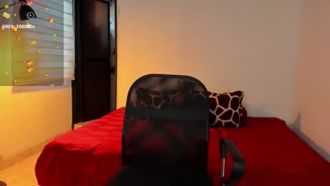 JASPER JONES online show from November 25, 8:20 pm