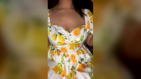 Snapshot of jassmina_7 chatting on May 4, 9:22 pm Jassmina online show from May 4, 9:22 pm