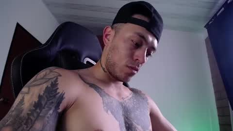 Snapshot of jasson_king01 chatting on May 7, 6:13 pm JKing online show from May 7, 6:13 pm