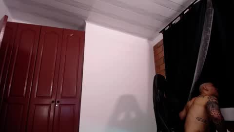 Snapshot of jasson_king01 chatting on May 23, 2:50 am JKing online show from May 23, 2:50 am